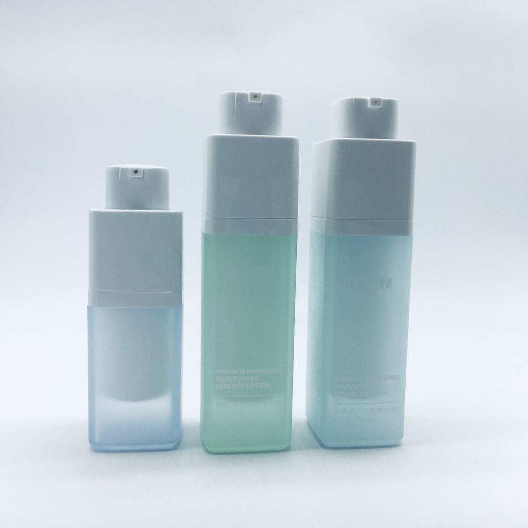 15ML 30ML 50ML Wholesales acrylic plastic square twist airless bottle for cosmetics containers and packaging