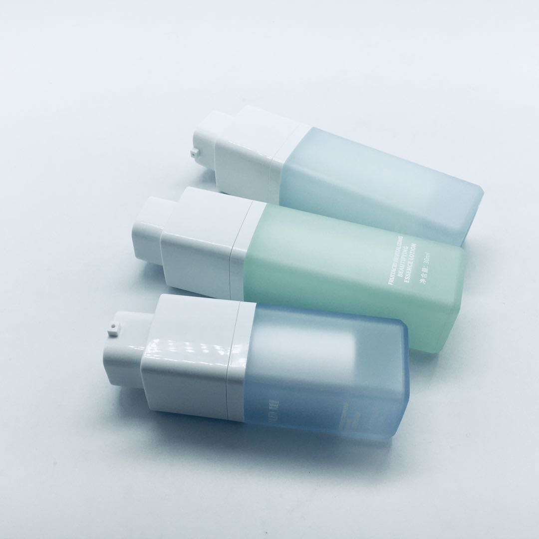 15ML 30ML 50ML Wholesales acrylic plastic square twist airless bottle for cosmetics containers and packaging