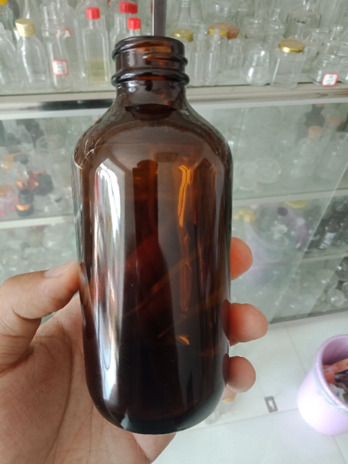 15ML 30ML 60ML 120ML 250ml 500ML 1000MLamber transparent boston glass bottle for soft beverage/ milk with black cap