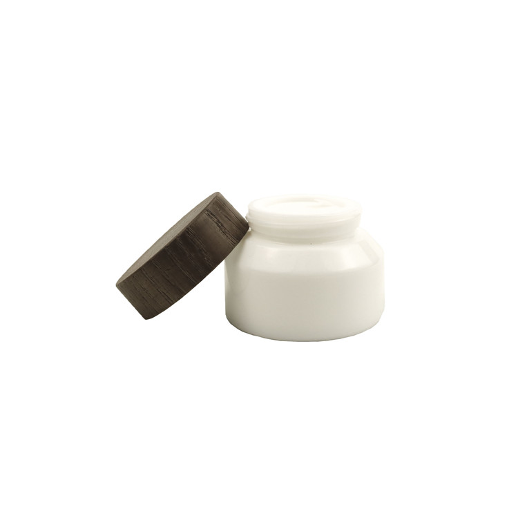 15g 30g 50g 60g 100g 1oz 2oz 3oz cosmetic package modern design porcelain white ceramic jar with bamboo wooden screw cap lid