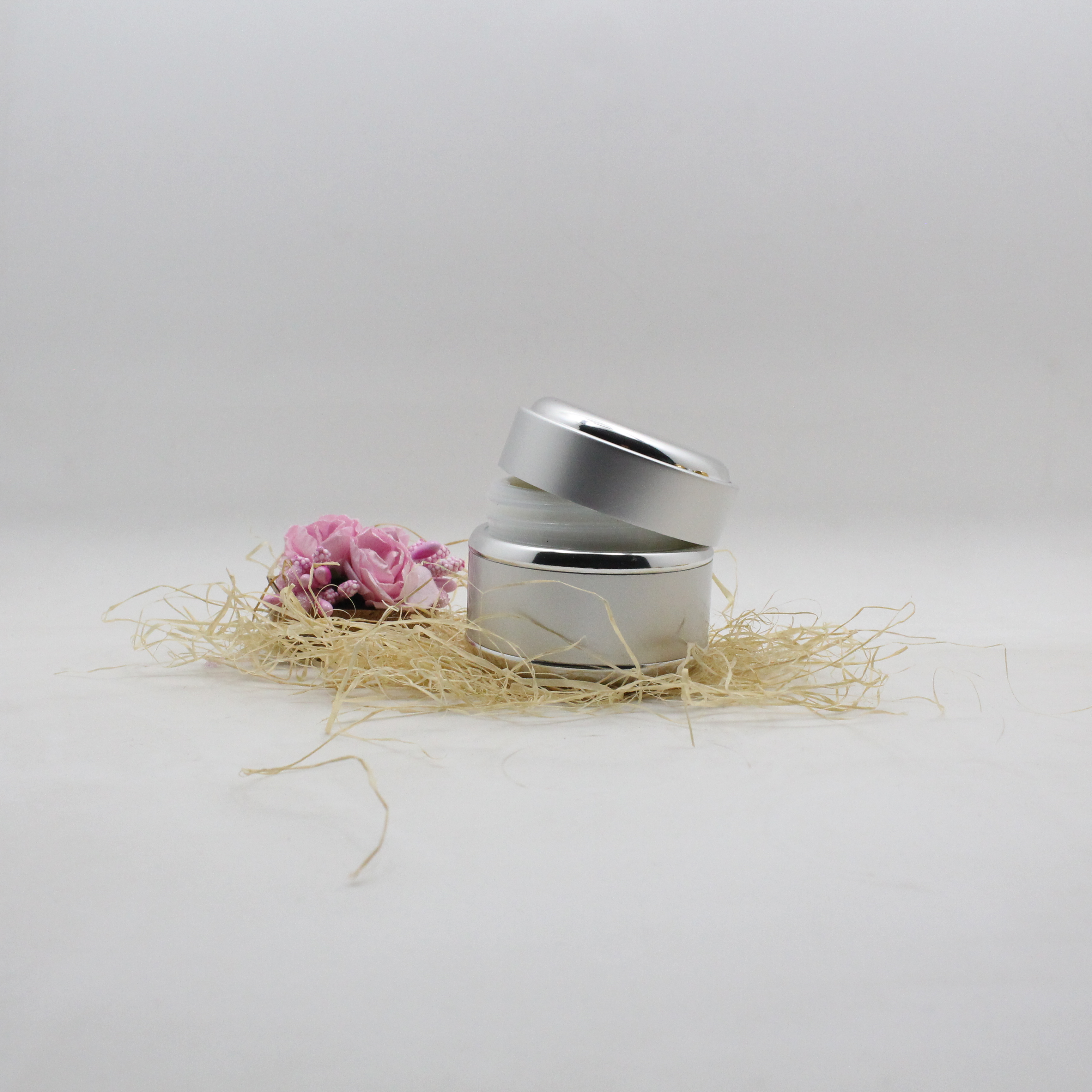 15g 30g 50g Luxury elegant high quality empty round silver face glass jar for cream envases cosmeticos