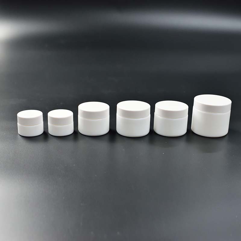 15g Cosmetics Cream Glass Bottles and Jars White Porcelain Jar Opal Glass Jar Fancy Glass Cosmetic Bottle