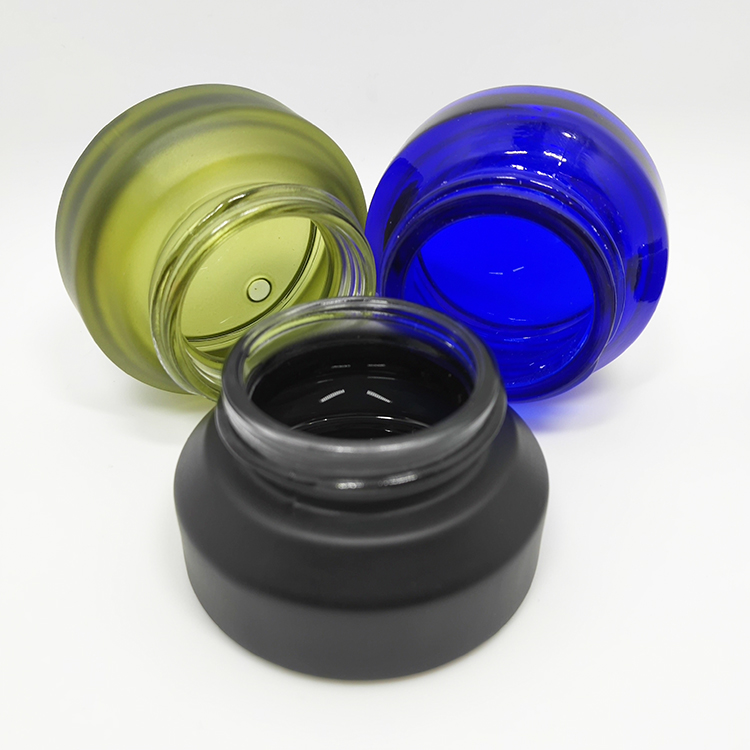 15g Luxury Cosmetic Cream Slanted Oblique Shoulder Packaging Empty Glass Jar With Pp Black Lid