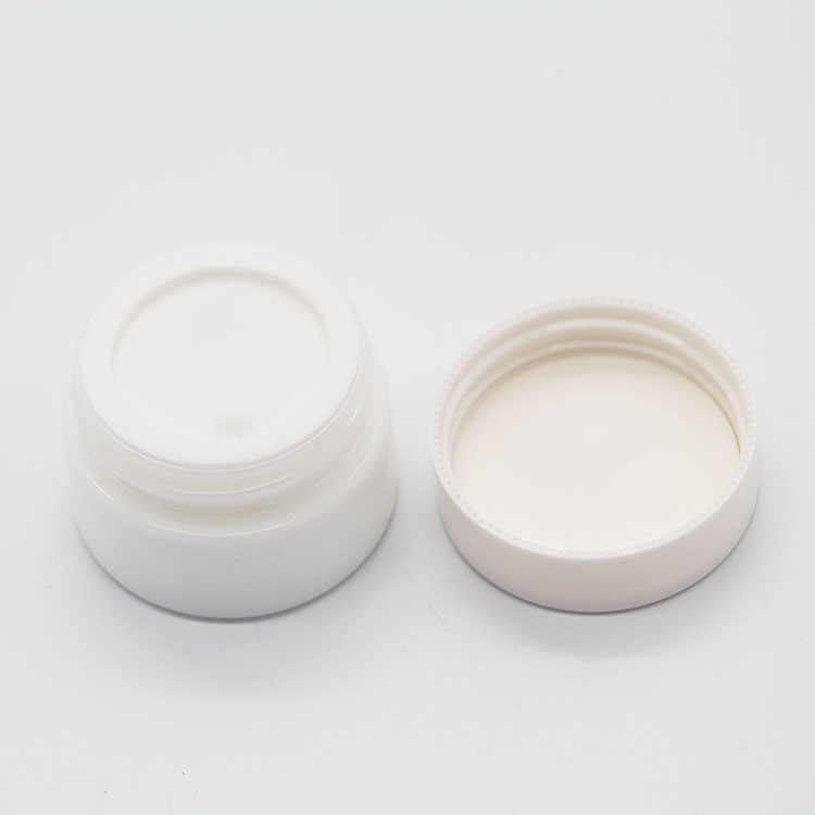 15g round white porcelain glass bottle cream jar