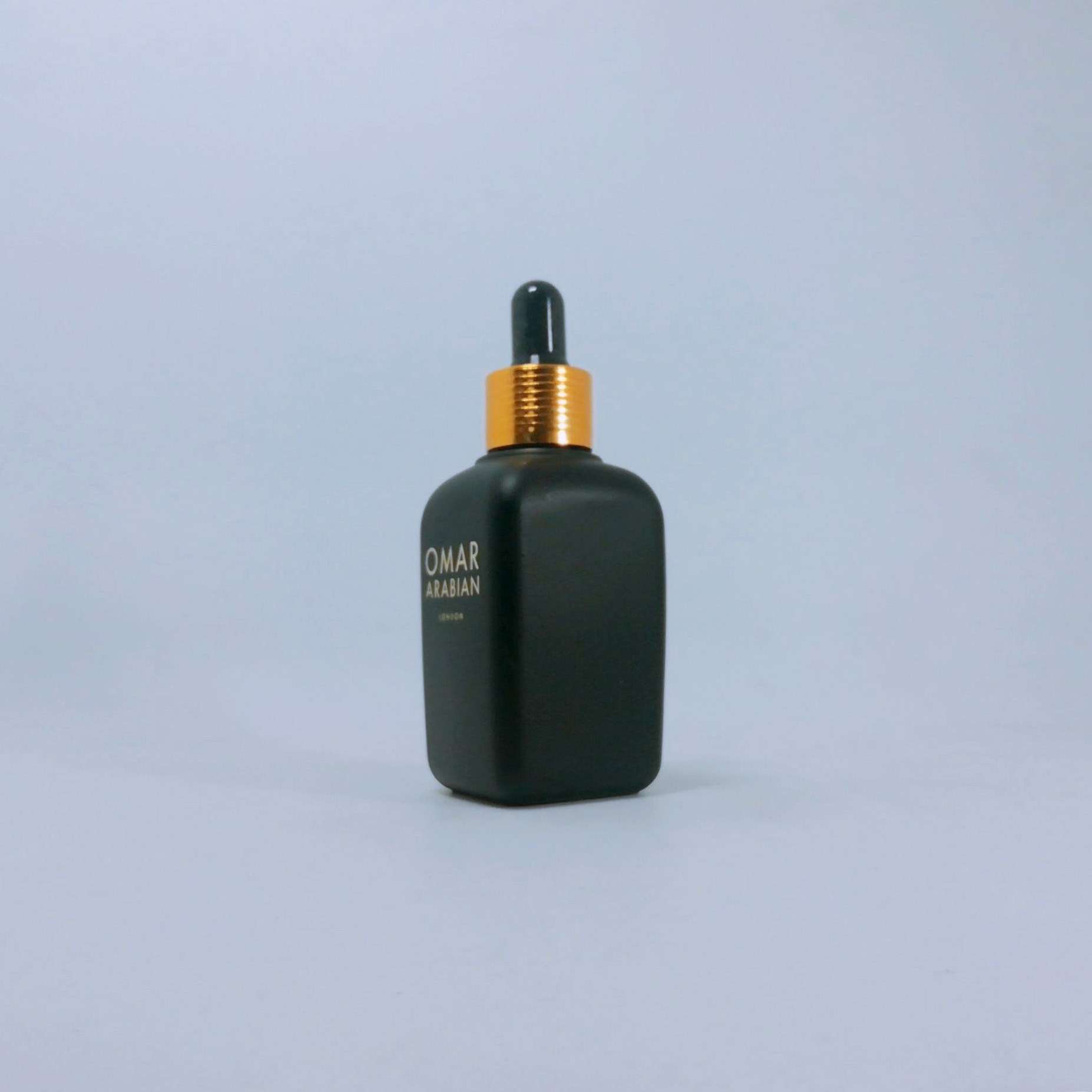 15ml 20ml 30ml 50ml 100ml matte frosted white glass dropper bottle gold dripper top Essential oil packaging with childproof cap