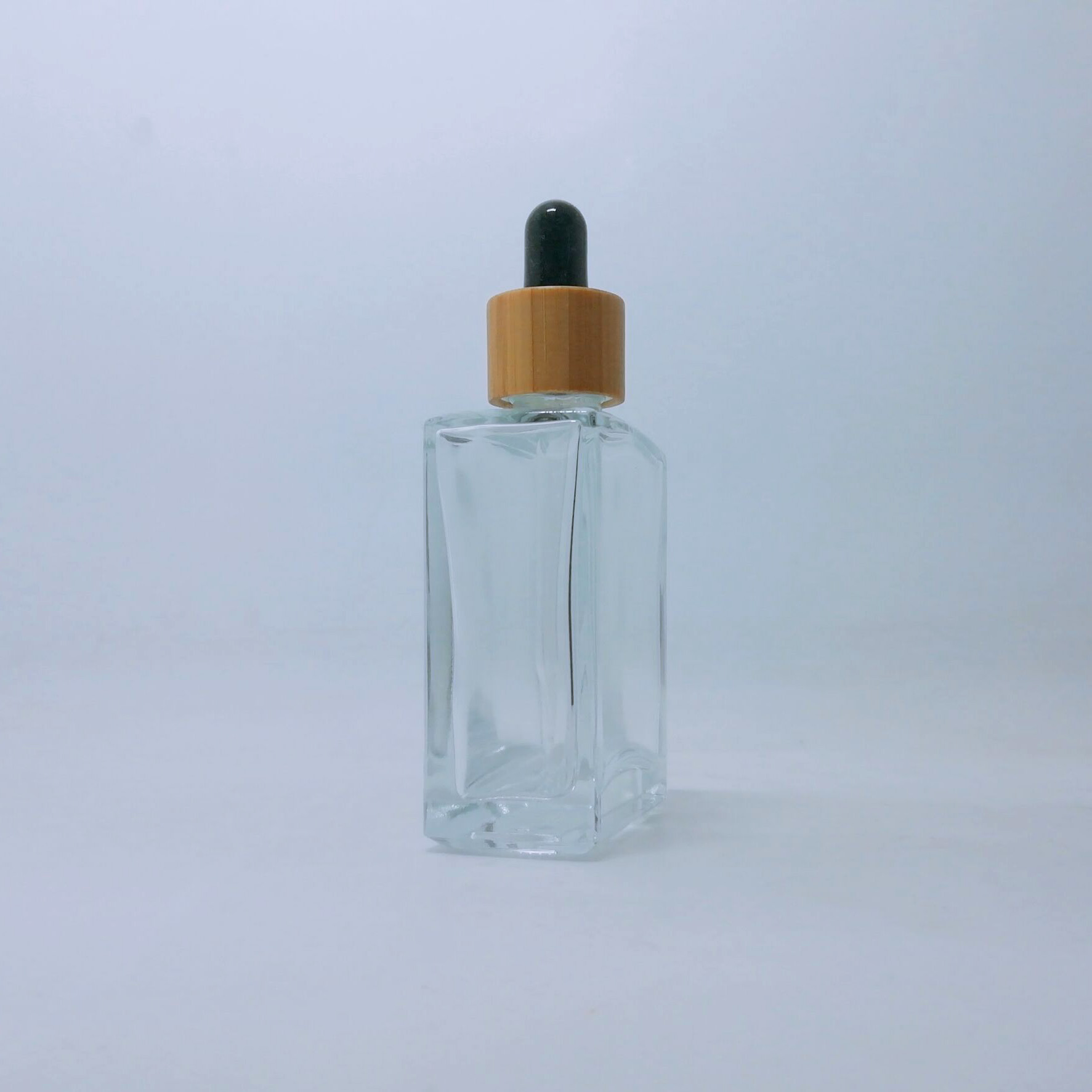 15ml 20ml 30ml 50ml 100ml matte frosted white glass dropper bottle gold dripper top Essential oil packaging with childproof cap