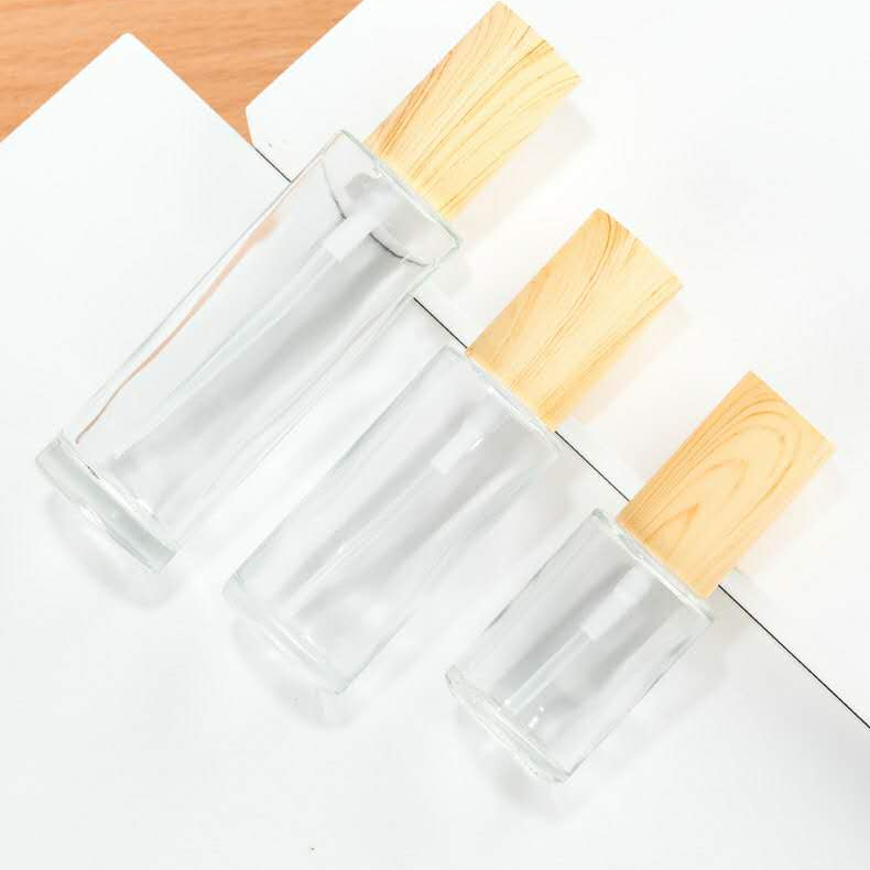 15ml 30ml 100ml clear  clear frosted  cosmetic packing glass  lotion bottle with bamboo cap