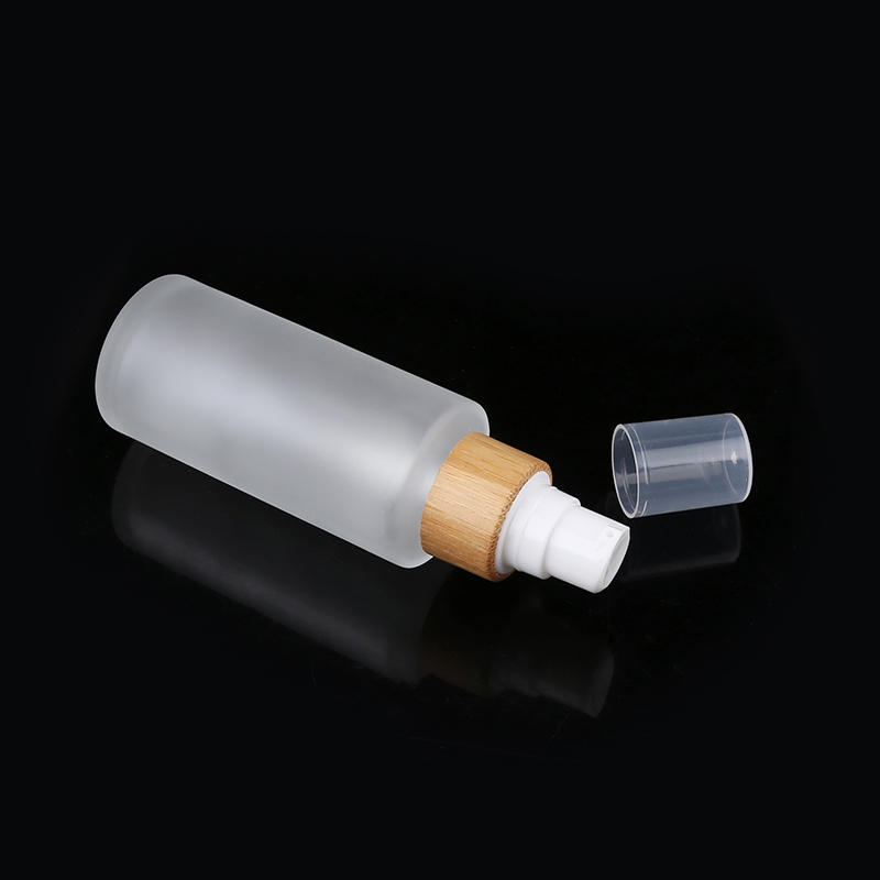15ml 30ml 50ml 100ml 120ml 150ml bamboo spray and pump frosted glass bottle