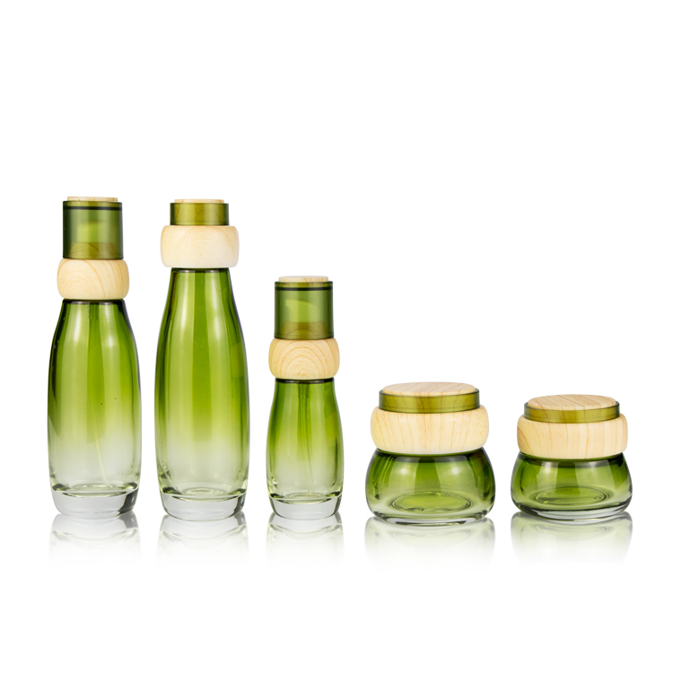 15ml 30ml 50ml 100ml 120ml Clear or Customized Skincare Liquid/Lotion glass bottle guangzhou glass bottle cosmetic packaging