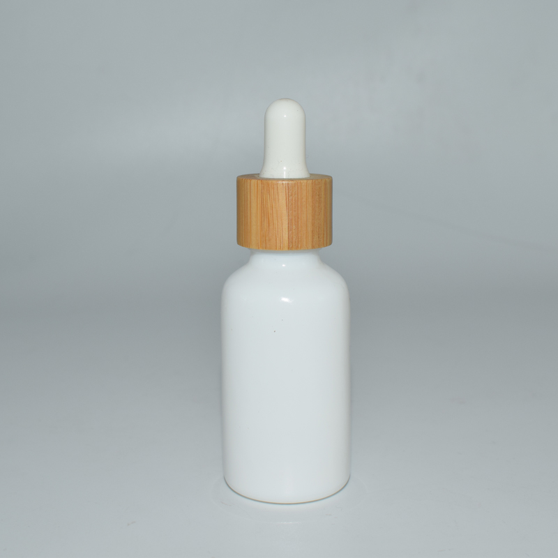15ml 30ml 50ml White porcelain Round Glass Dropper Bottle with bamboo cap