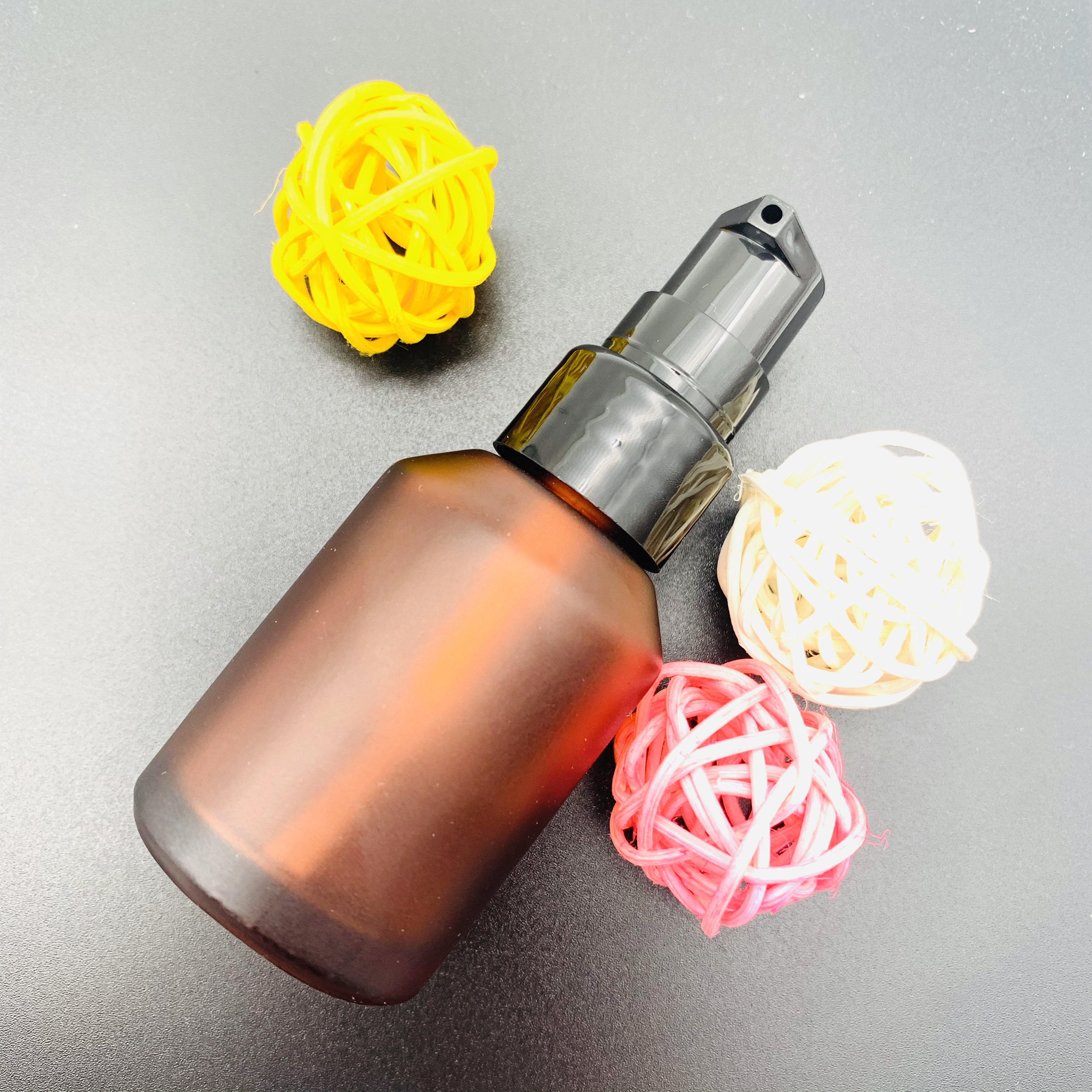 15ml 30ml 60ml 100ml Cream Bottle Frosted Pump Bottle Cosmetic Glass Bottle