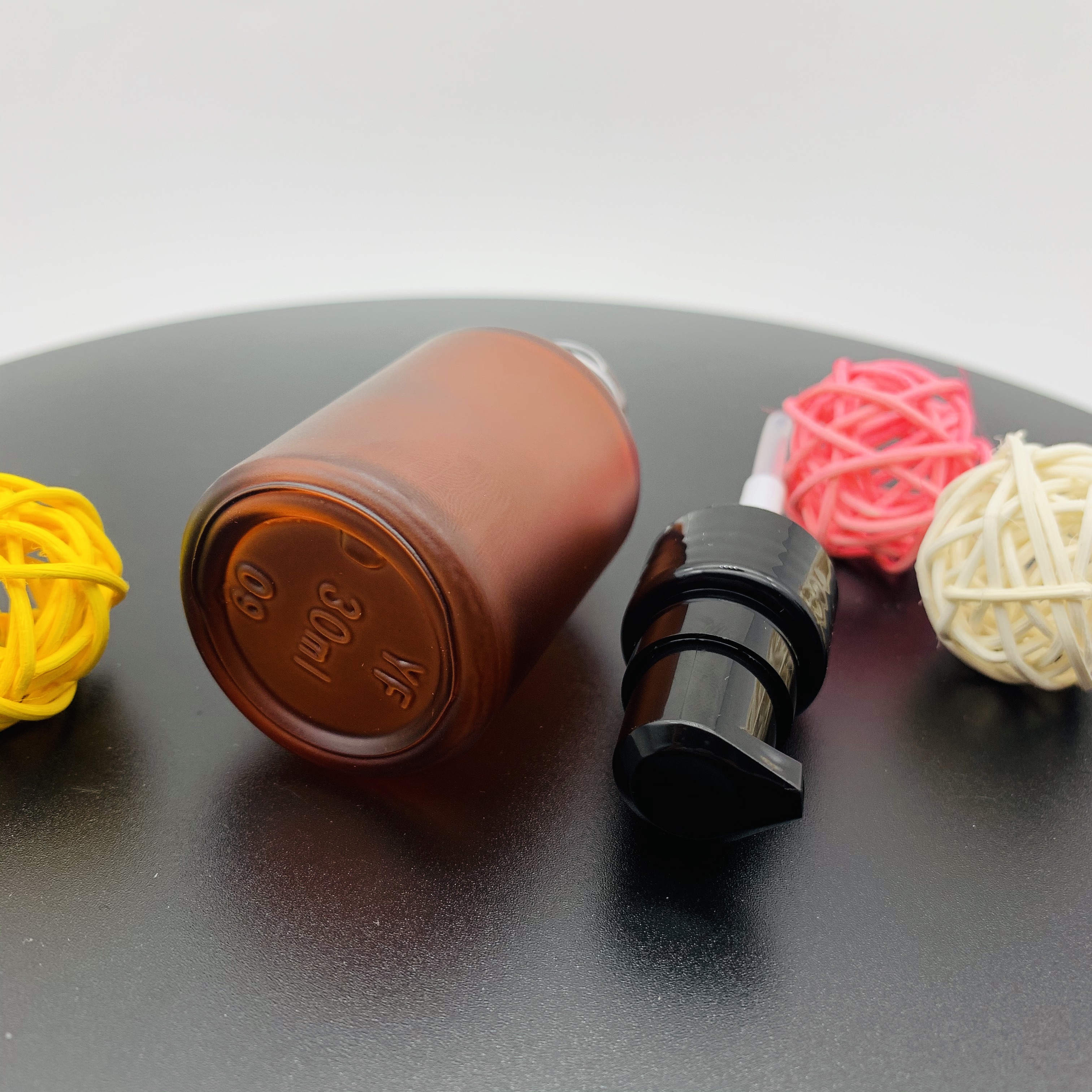 15ml 30ml 60ml 100ml Cream Bottle Frosted Pump Bottle Cosmetic Glass Bottle