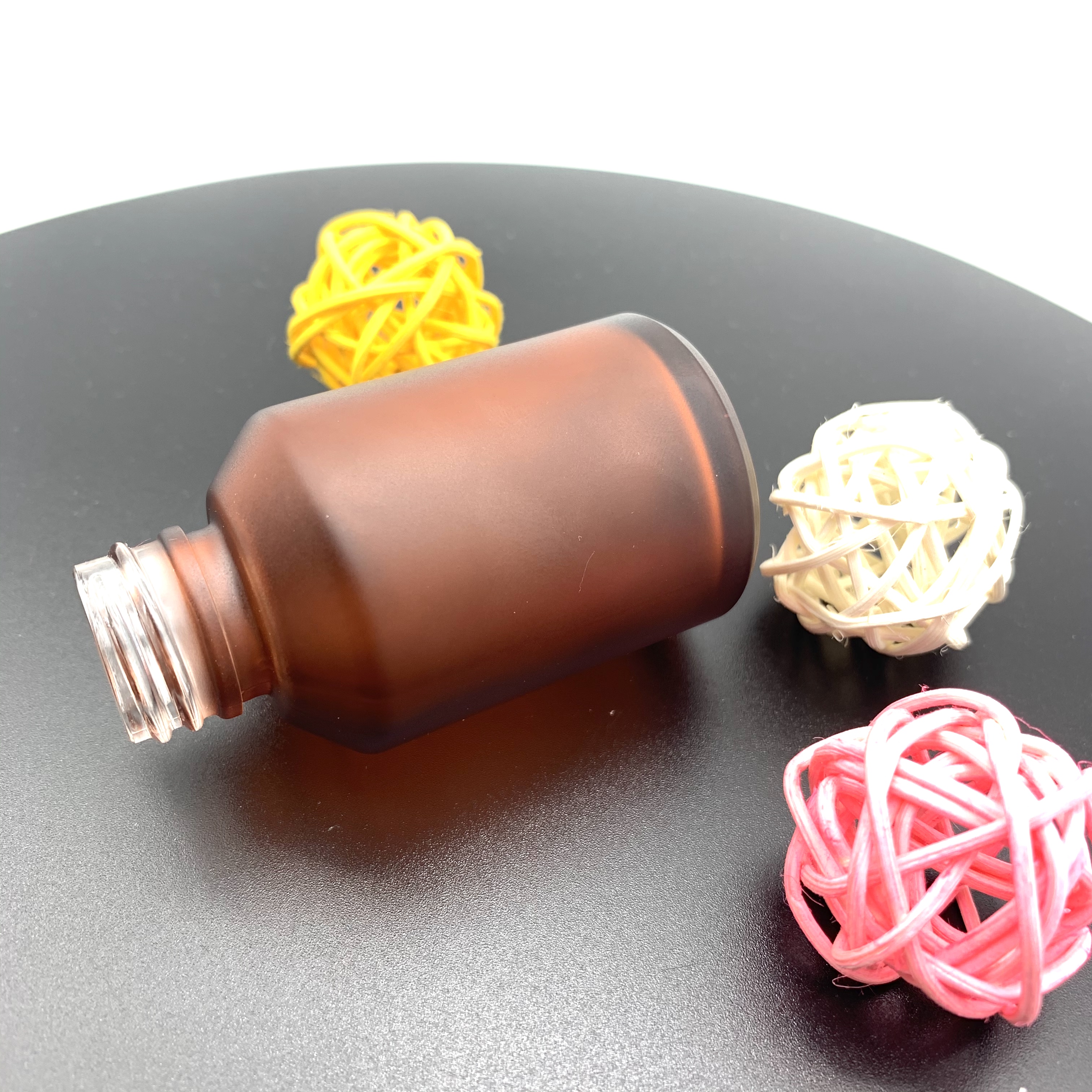 15ml 30ml 60ml Essential Oil Bottle Frosted Dropper Bottle Cosmetic Glass Bottle