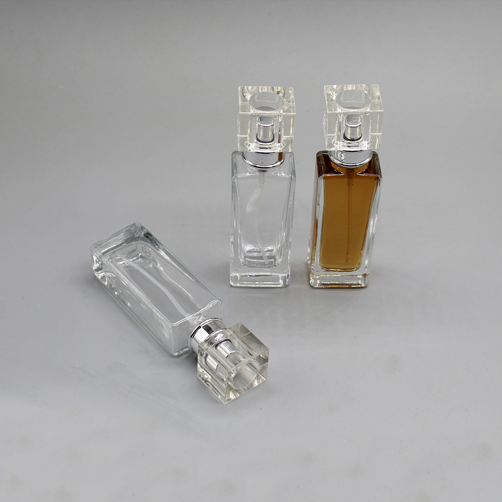 15ml Luxury Square Glass Bottle with Spray for Perfume
