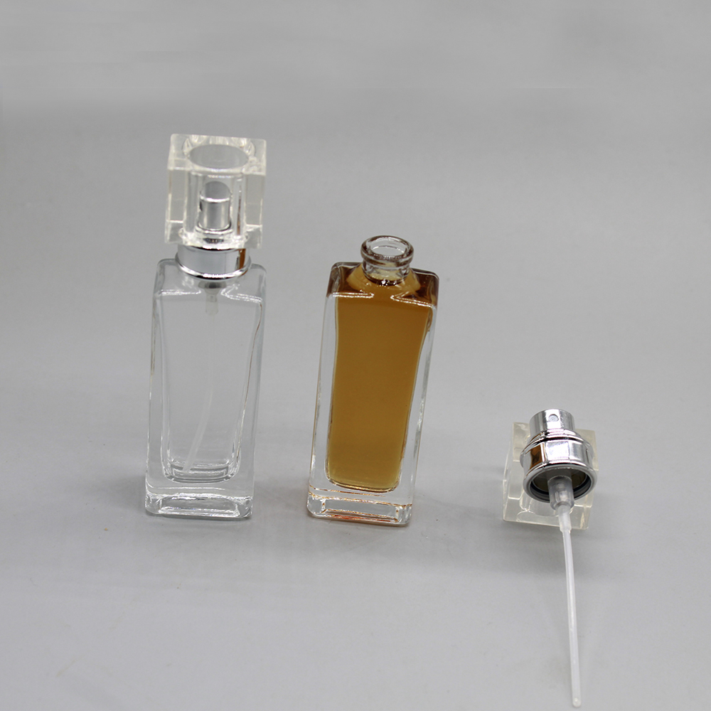 15ml Luxury Square Glass Bottle with Spray for Perfume