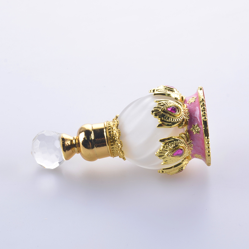 15ml Vintage Metal Glass Perfume Bottle Arab Style Essential Oils Dropper Bottle Container Middle East Weeding Decoration Gift