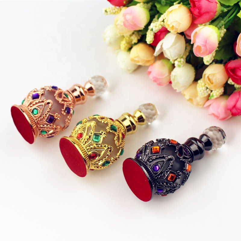 15ml Vintage Metal Glass Perfume Bottle Arab Style Essential Oils Dropper Bottle Container Middle East Weeding Decoration Gift