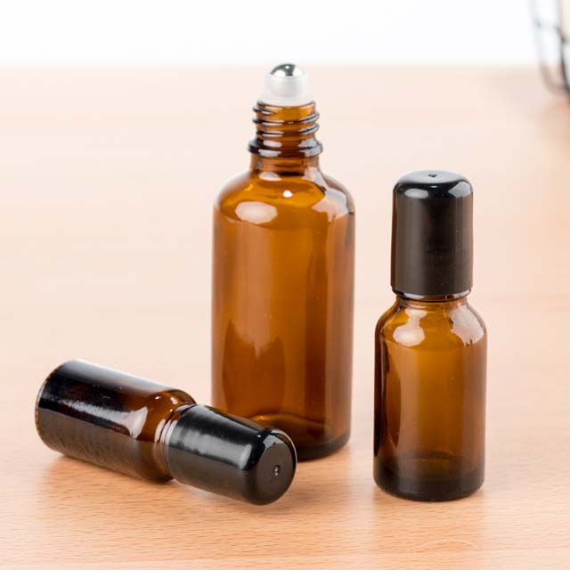 15ml essential oil roller ball perfume transparent glass bottle with bamboo lid and bamboo cap