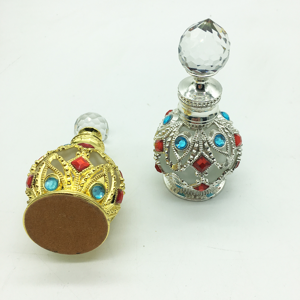 15ml high quality luxury Arabic style essential oil bottle glass perfume bottle with Metal and Beads Decorations