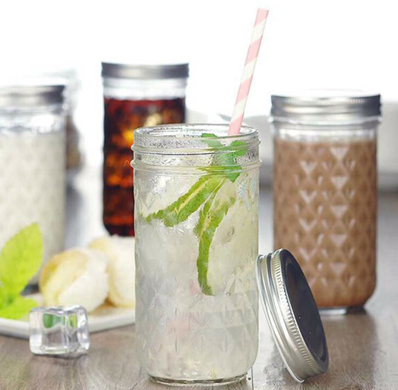 16-Ounces Quilted Crystal Regular Mouth Jelly Mason Jars with Lids
