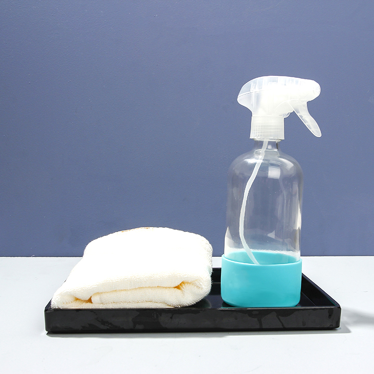 16oz Empty Glass Spray Bottle Household Cleaning Hand Sanitizer With None-Slip Silicon Sleeve