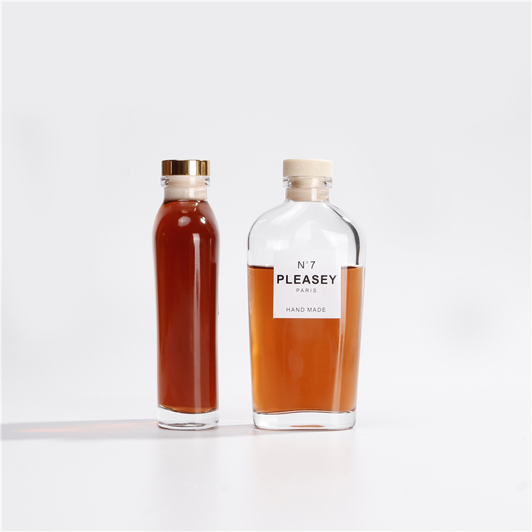 180ml Square Flat Vodka Whisky Glass Bottle Drinking Liquor Bottle With Cork