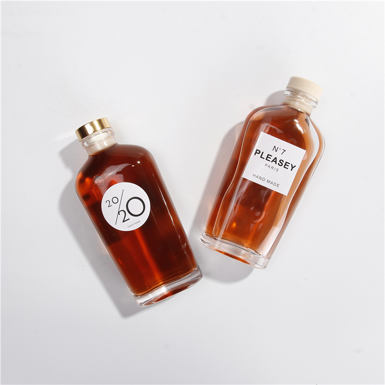180ml Square Flat Vodka Whisky Glass Bottle Drinking Liquor Bottle With Cork