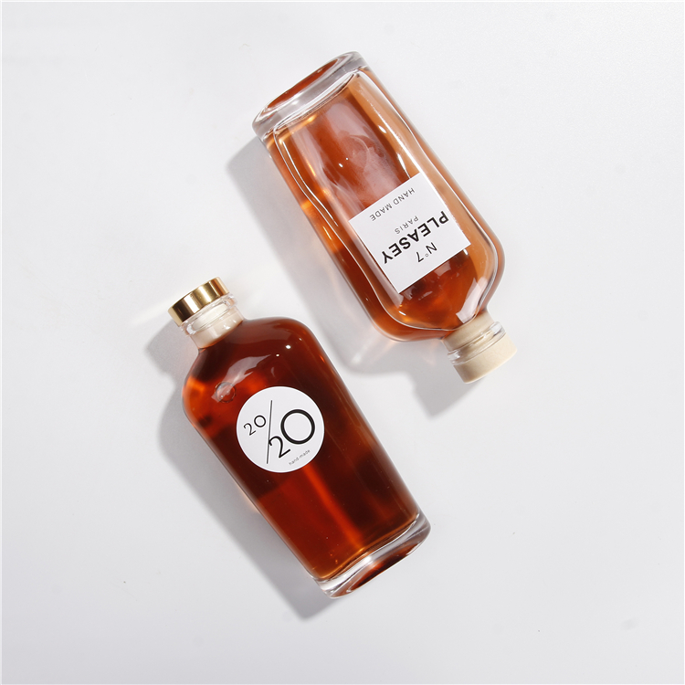 180ml Square Flat Vodka Whisky Glass Bottle Drinking Liquor Bottle With Cork