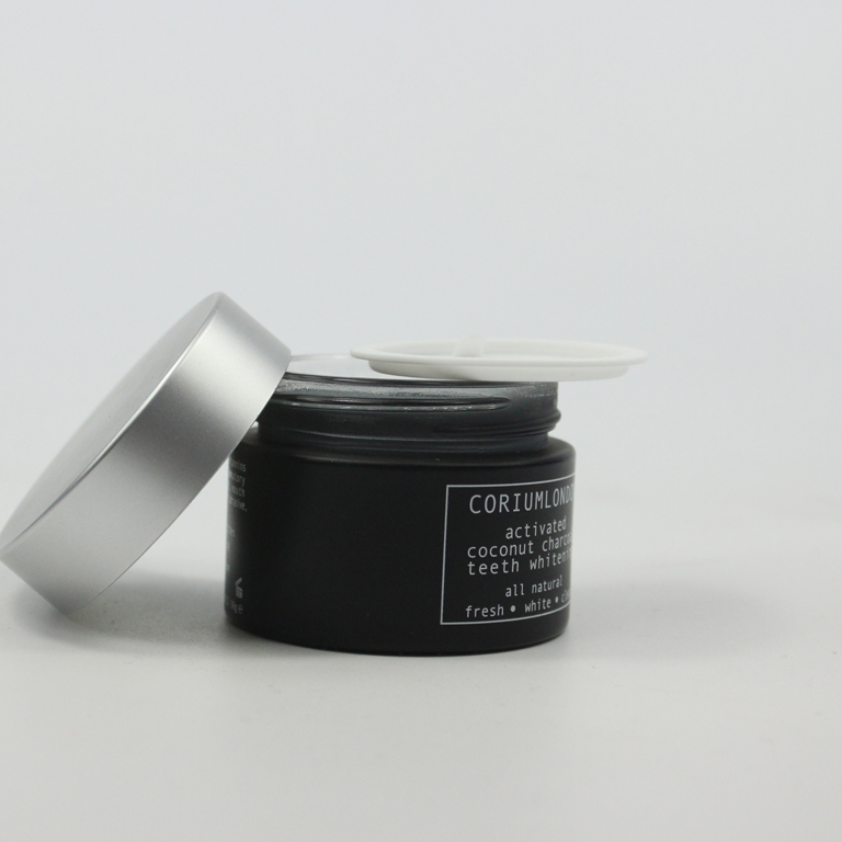 1oz 2oz 4oz matt black glass Cosmetics jar with wood lid, wholesale jars containers and packing with bamboo lid