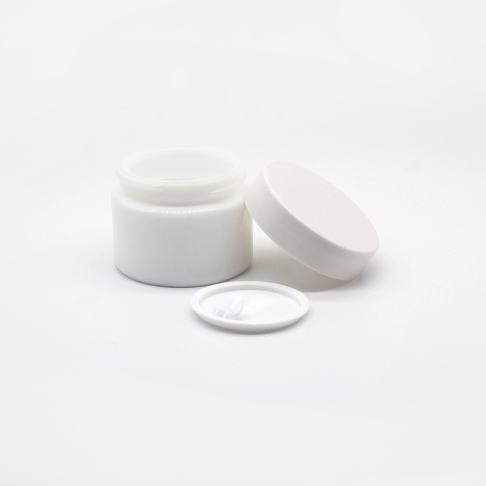 1oz opal white glass eye cream jar with plastic lid for skin care
