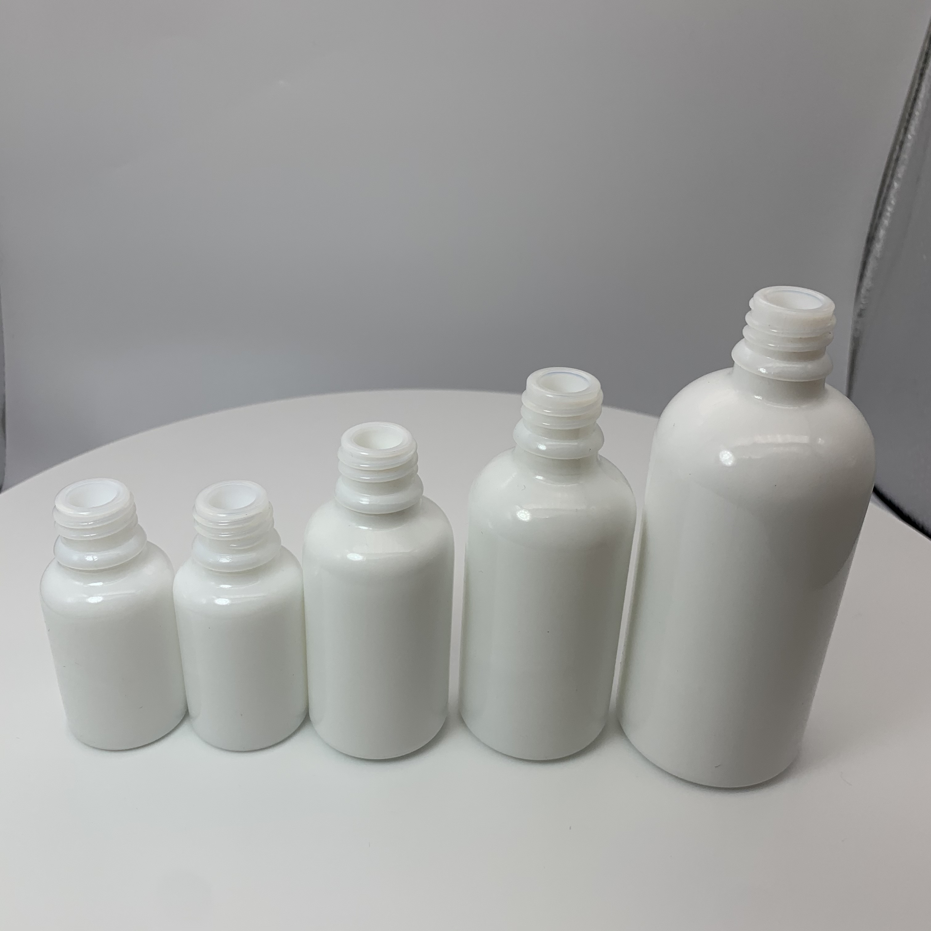 1oz opal white porcelain round serum bottles