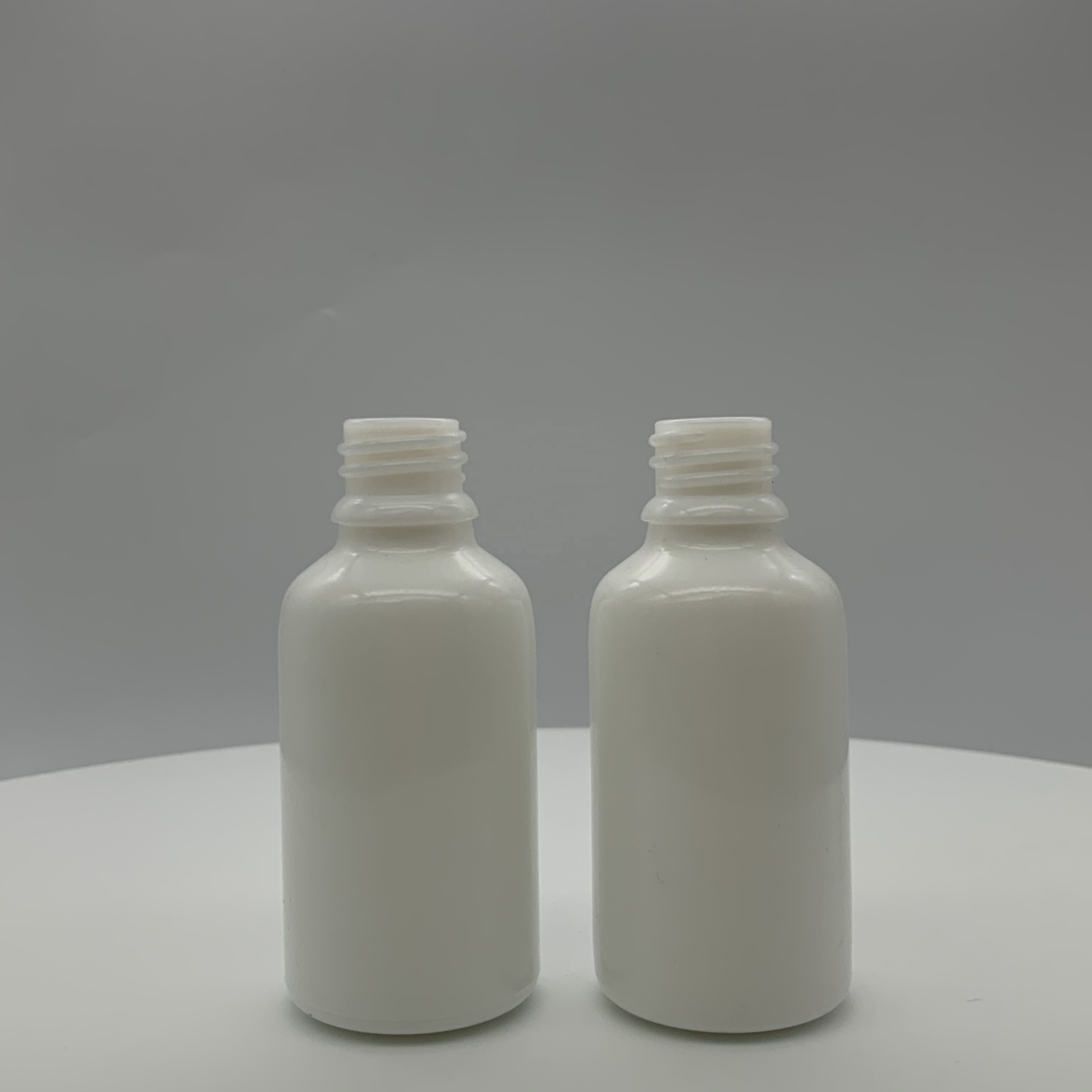 1oz opal white porcelain round serum bottles