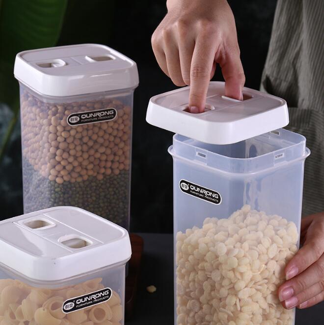2 Sizes Cereal Air Sealed Containers With Press-Button Lids BAP-Free PP Plastic Cereal Containers For Snacks Flour