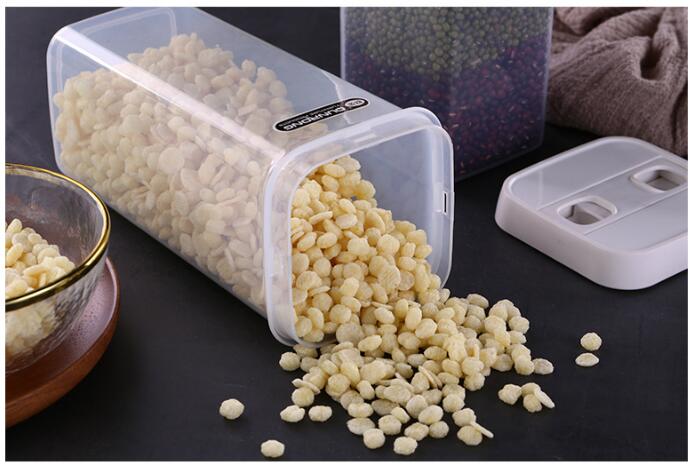 2 Sizes Cereal Air Sealed Containers With Press-Button Lids BAP-Free PP Plastic Cereal Containers For Snacks Flour