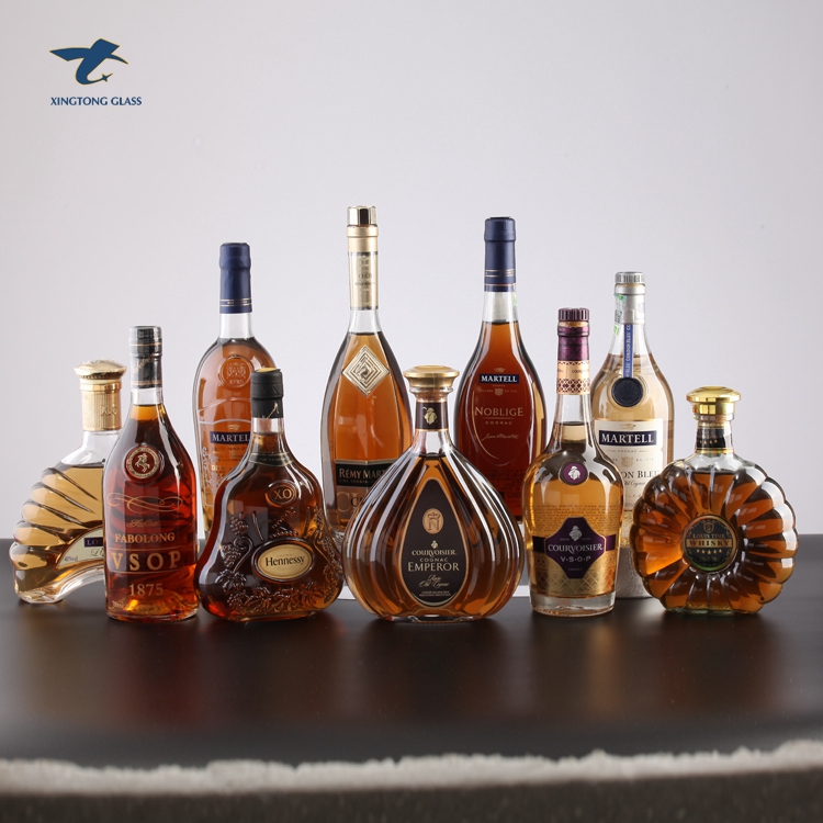 20 Oz Best Selling Top Grade Glass Bottle Rum With Wooden Cork