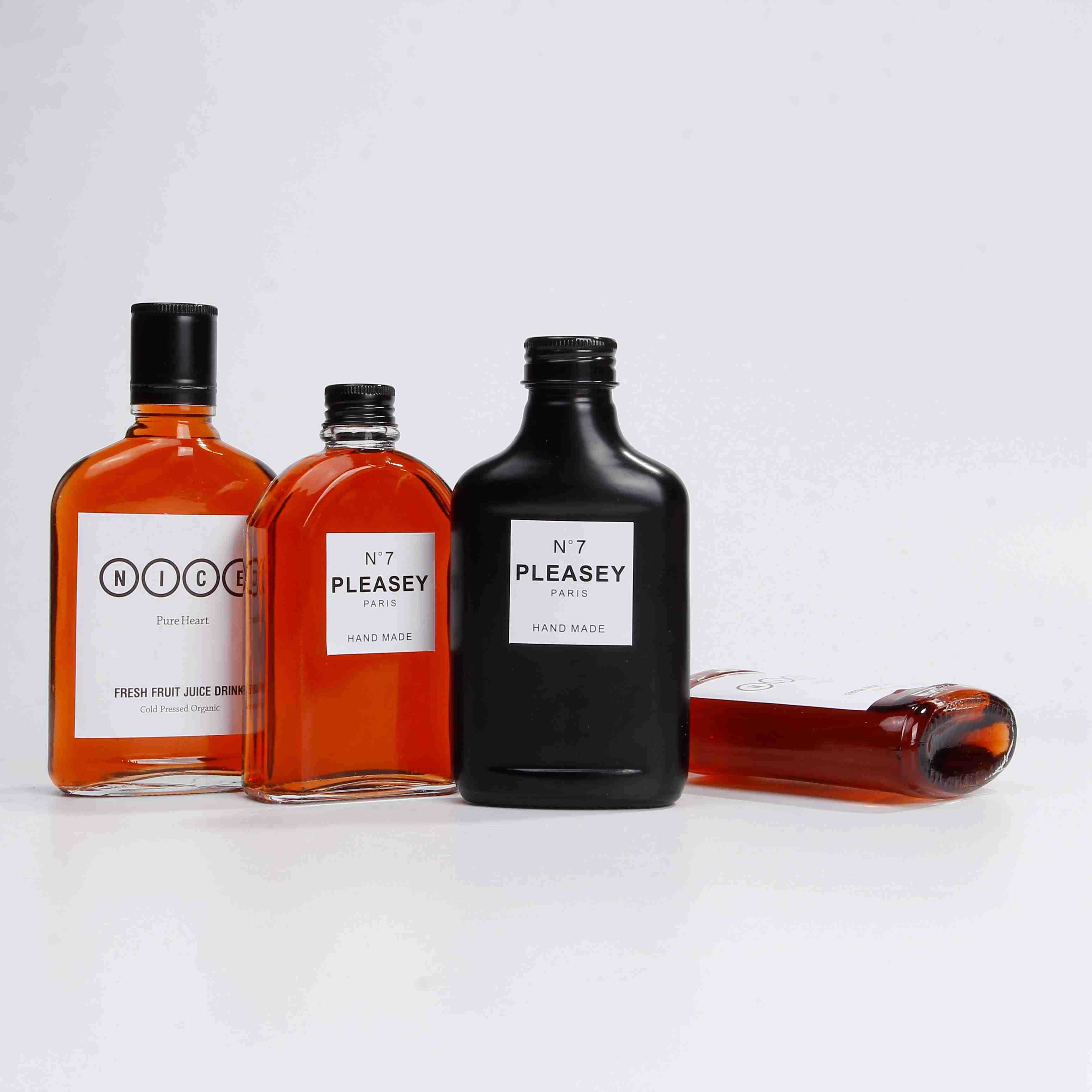 200 ML Flat Glass Bottle Cold Brew Coffee Hip Flask Glass Bottle with Logo Printing and Metal Lid