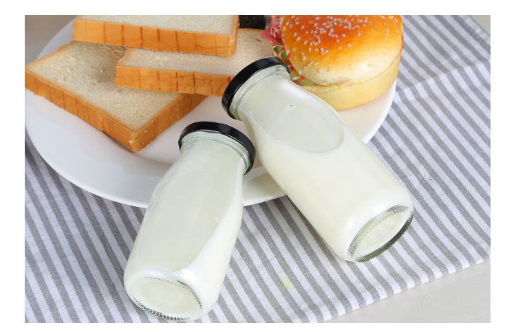 200ml 250ml 500ml 1000ml High-Quality Milk Bottle with Metal Lid / Empty Milk Glass Bottle