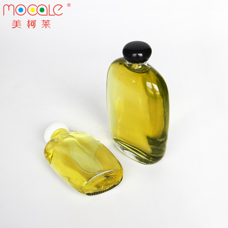 200ml/300ml New Design Round Flask Glass For Beverage Bottle With Black Or White Round Lid