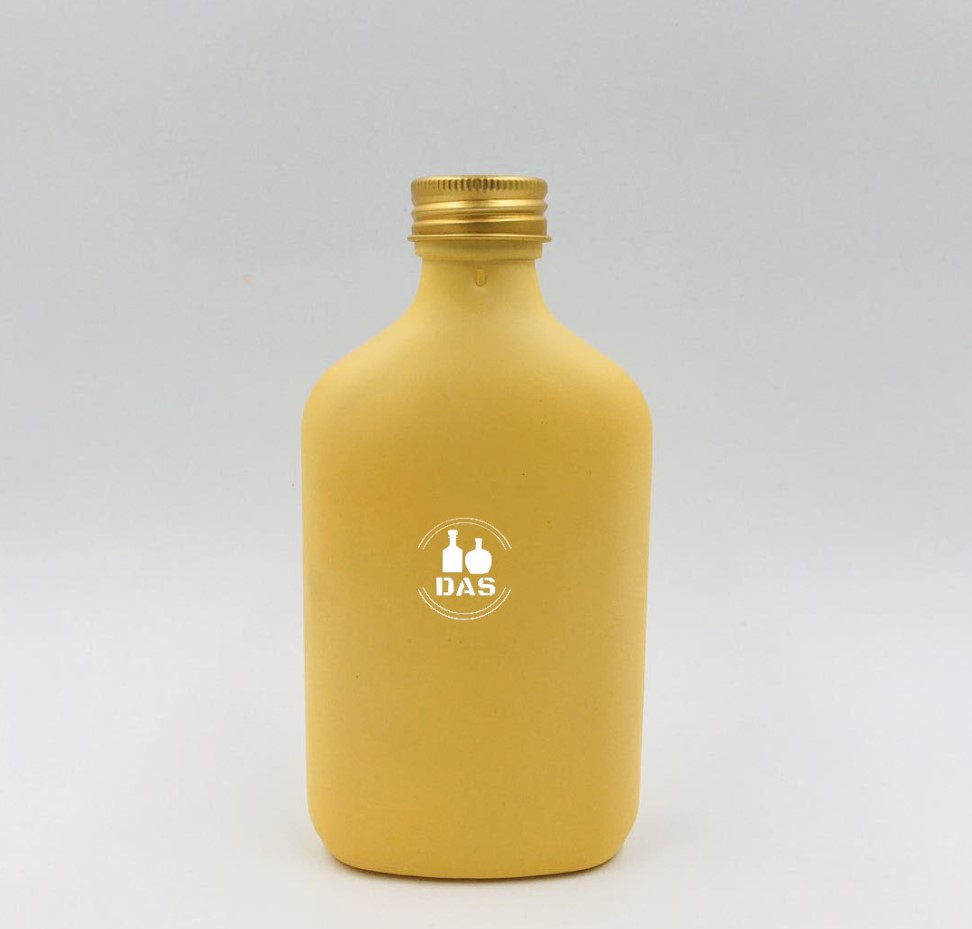 200ml Super Flint Juice Flask Cold Brew Coffee Glass Bottles with plastic Tamper Proof Lids MCA screw cap