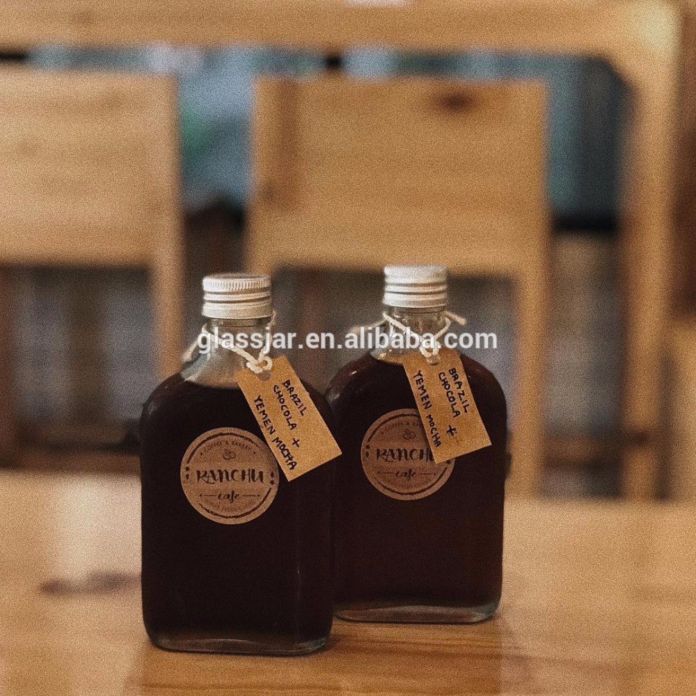 200ml clear and flat glass cold brew coffee with aluminum cap with label 2018 hot