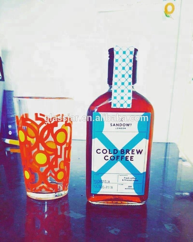 200ml clear flat glass bottle for cold brew coffee with label