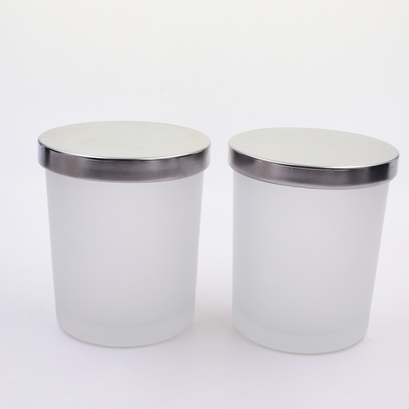 200ml empty wide mouth container cute matte luxury black frosted decorative glass candle jar candles with gold silver black lid