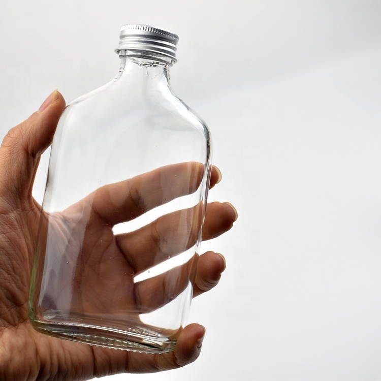 200ml flat glass water bottle with screw lid for beverage