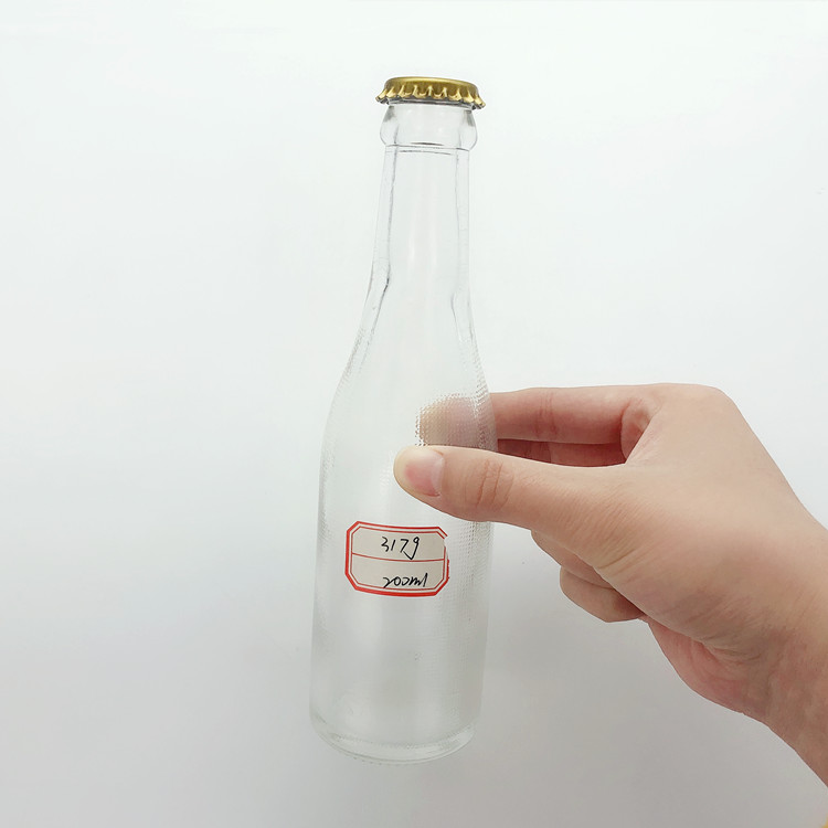 200ml round glass juice bottle for carbonate beverages with crown cap