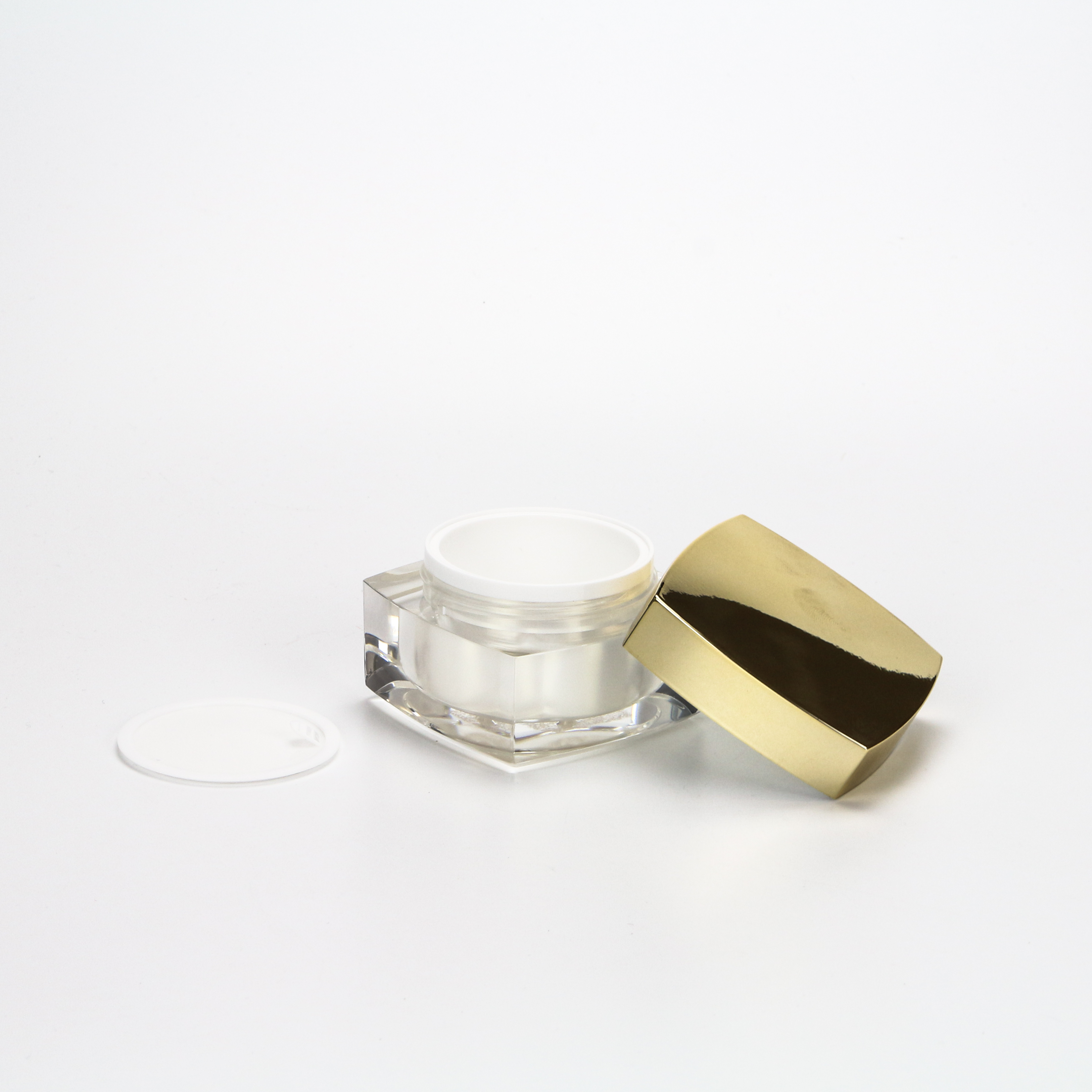 2018 recycled skin care square shape screw cap sealing type plastic bottle stock container