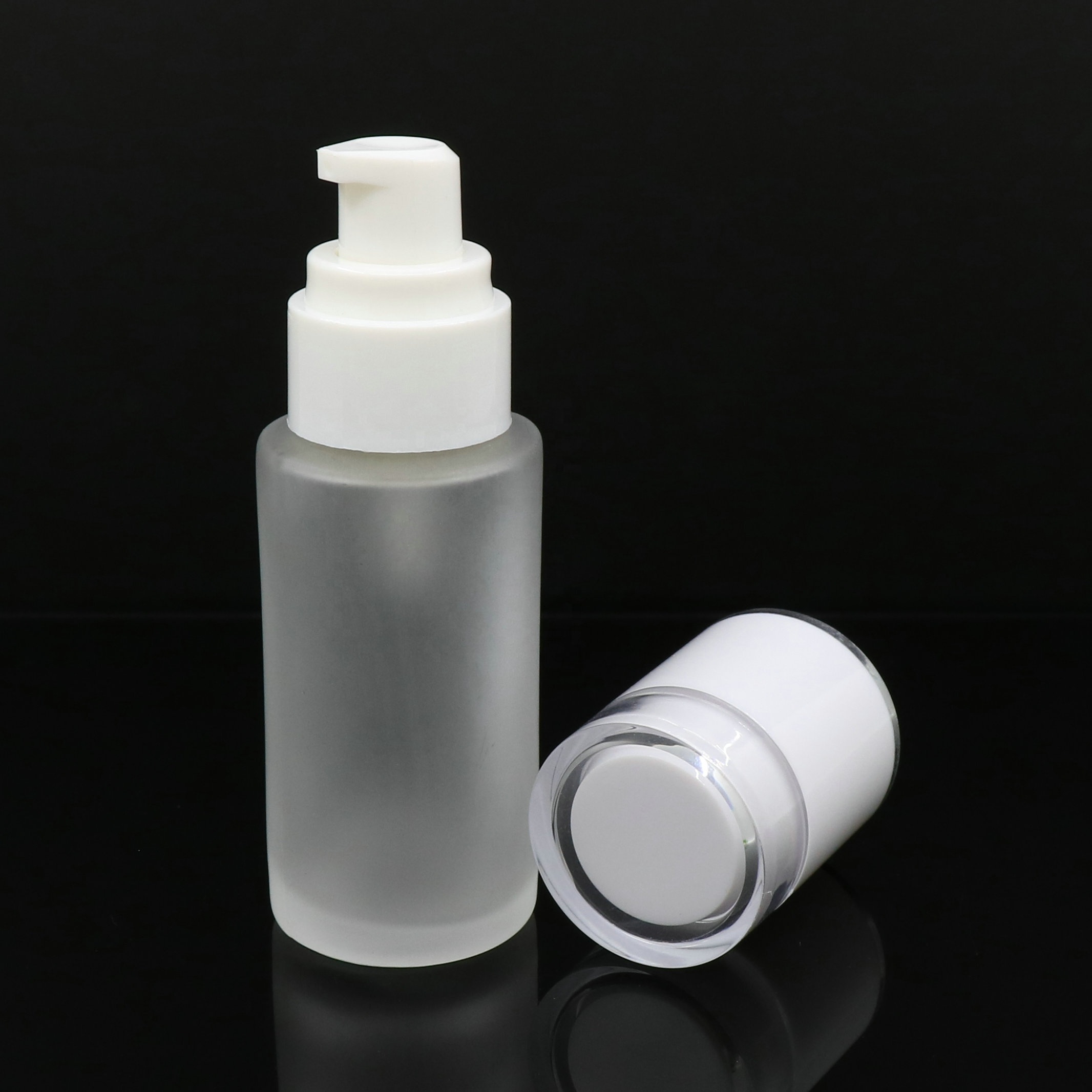2019 High Quality Frosted Cylinder Skin Care glass Toner/ Essence pump Bottle,Acrylic Lotion bottle with pump for cosmetic use