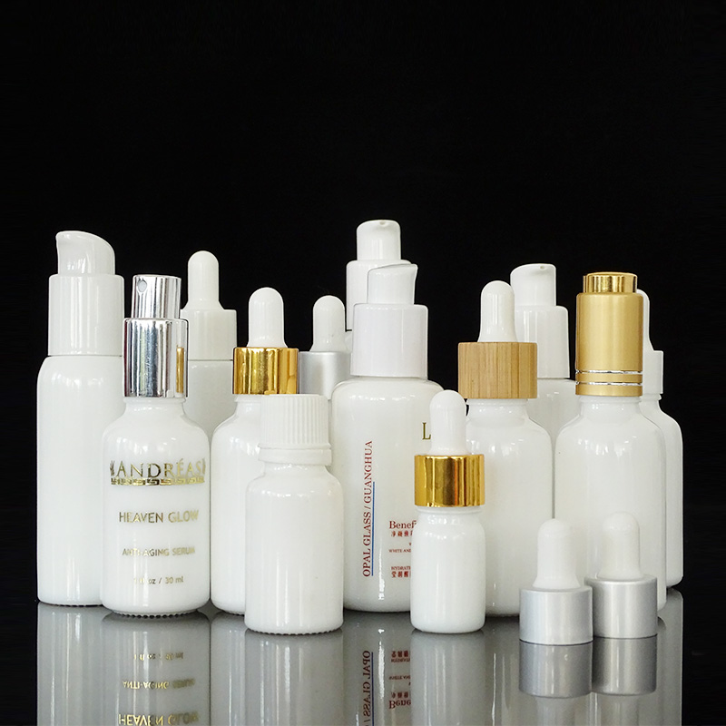 2019 hot sale 100ml flat white ceramic cosmetic bottle with white spray cap