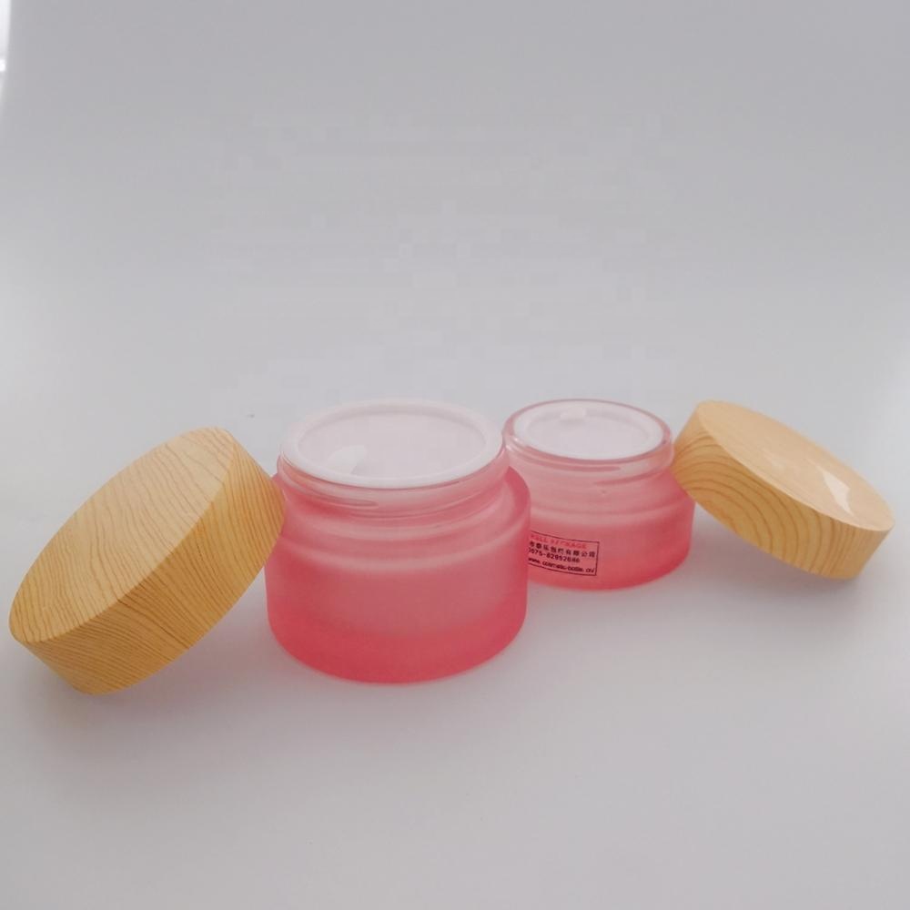 2020 China supplier glass lotion bottle pump with lid wood bamboo decoration luxury cosmetic packaging
