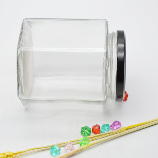 2020 Customized Recyclable Hexagonal Empty Clear Bulk Mini Honey Jar Glass With Black Lid