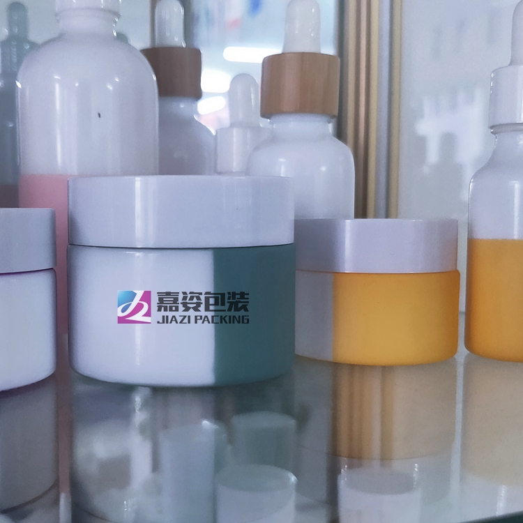 2020 HOT packing cosmetic cream jar container face scrub matte white jar